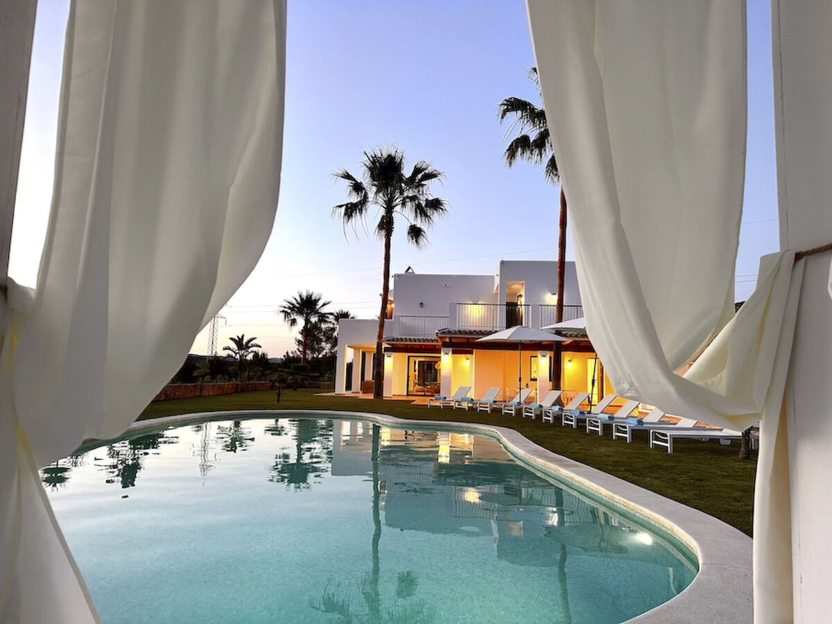 Villa Cas Hèspero – 5 chambres, piscine et jardin à Ibiza - Photo 1