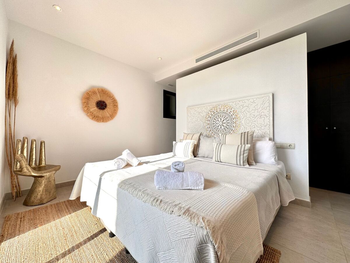 Villa Cas Hèspero – 5 chambres, piscine et jardin à Ibiza - Photo 19