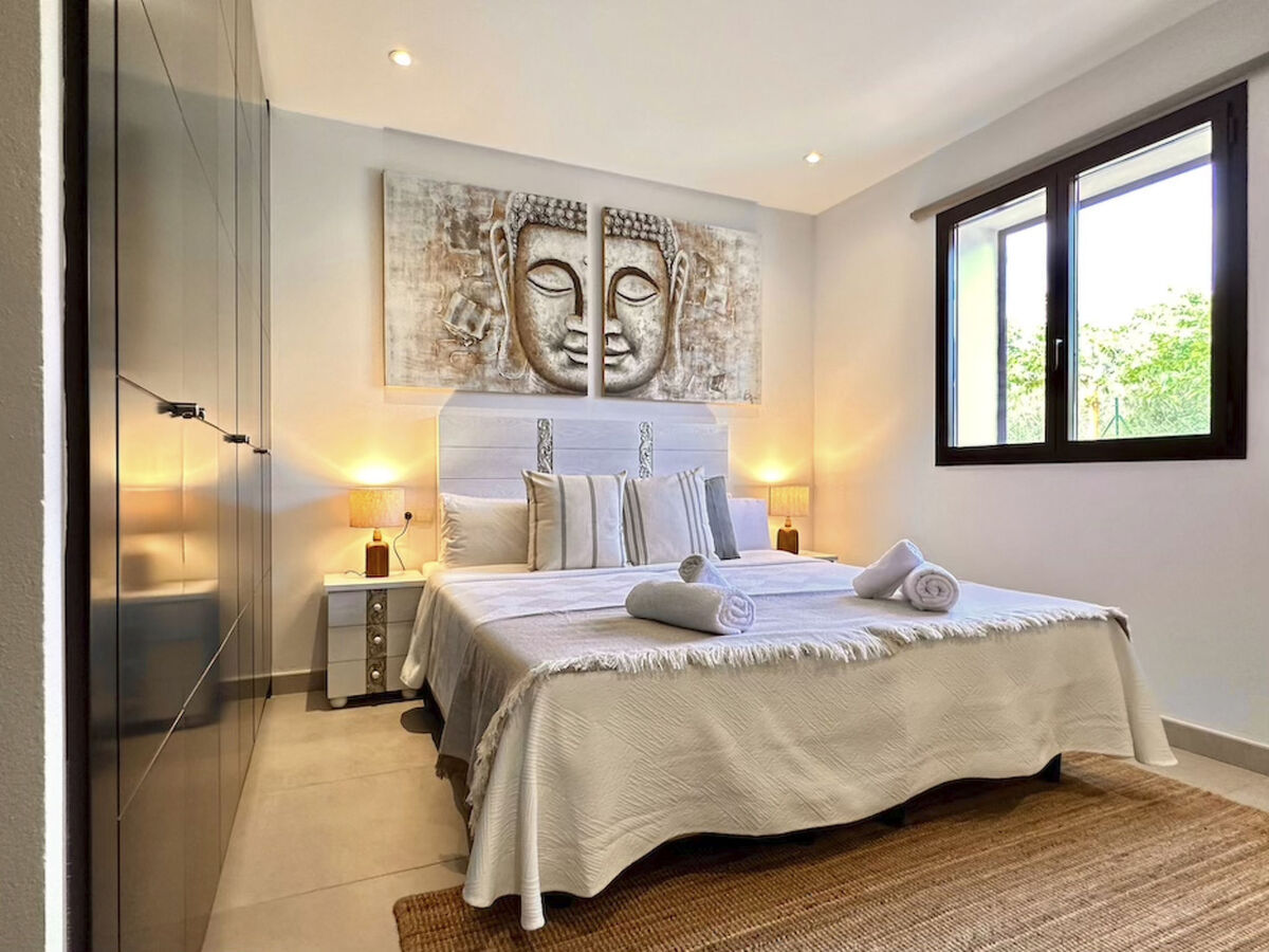 Villa Cas Hèspero – 5 chambres, piscine et jardin à Ibiza - Photo 29