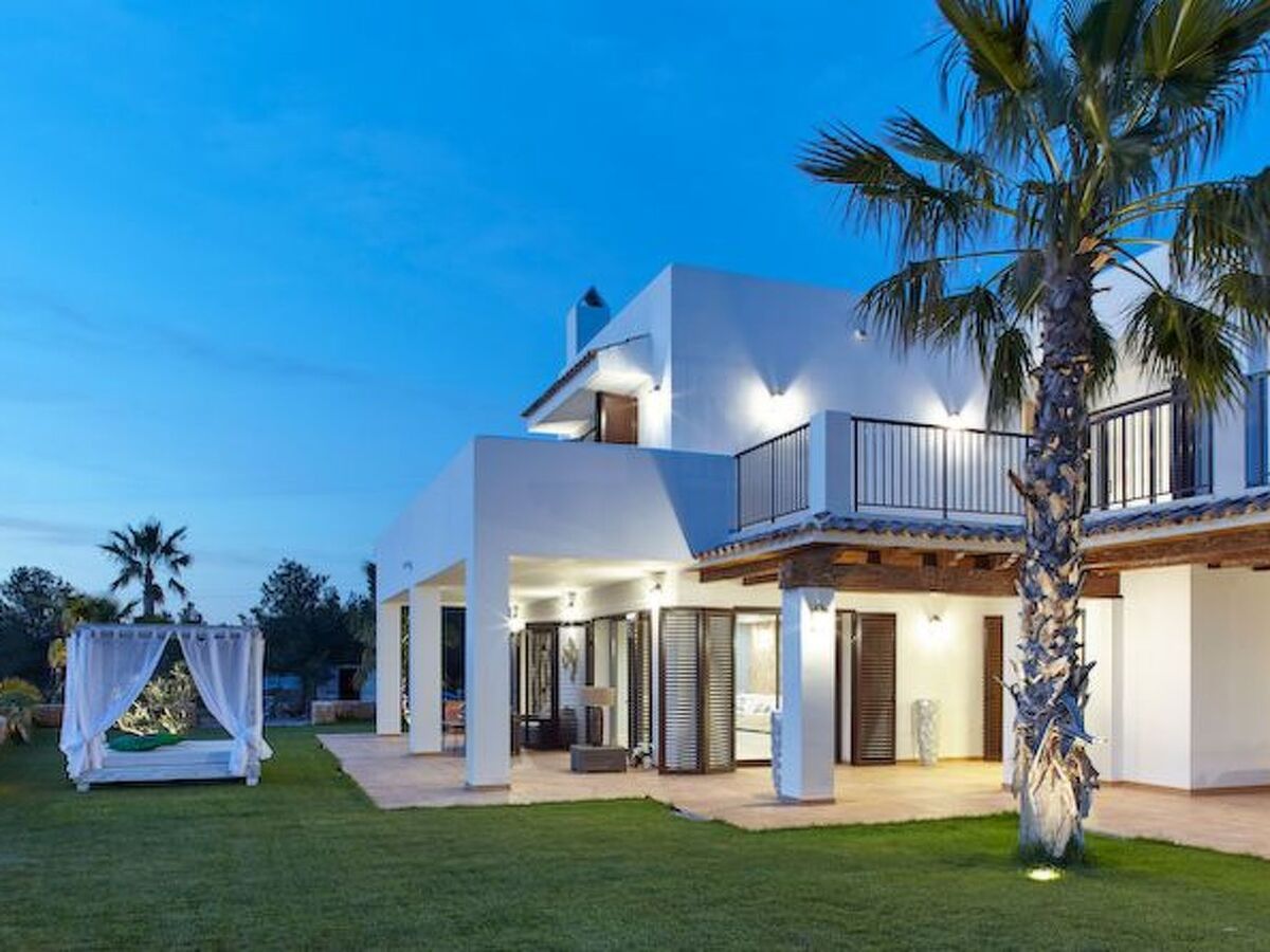 Villa Cas Hèspero – 5 chambres, piscine et jardin à Ibiza - Photo 31