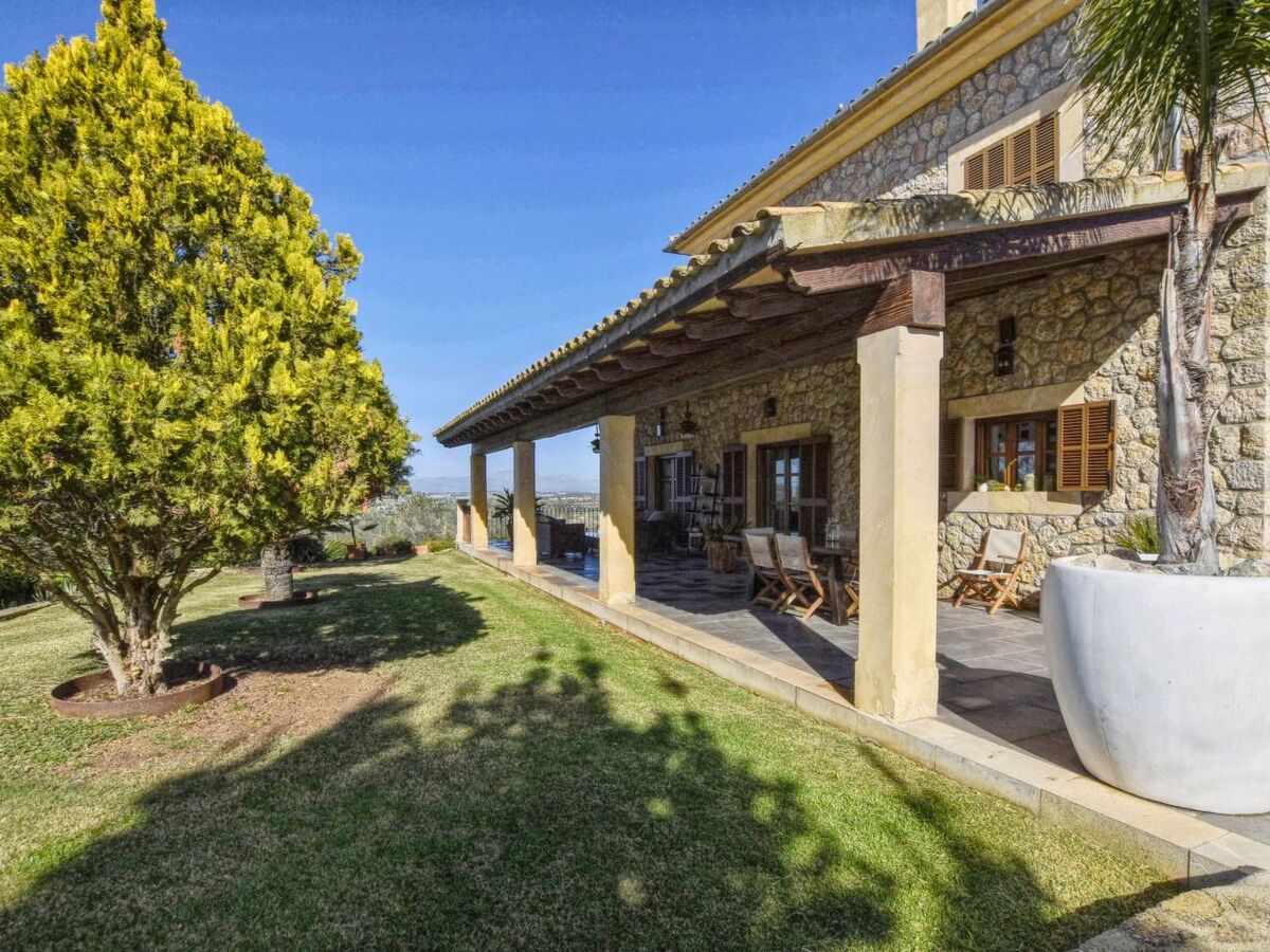 Canova – Maison 8 chambres, piscine et 14 000 m² - Photo 16