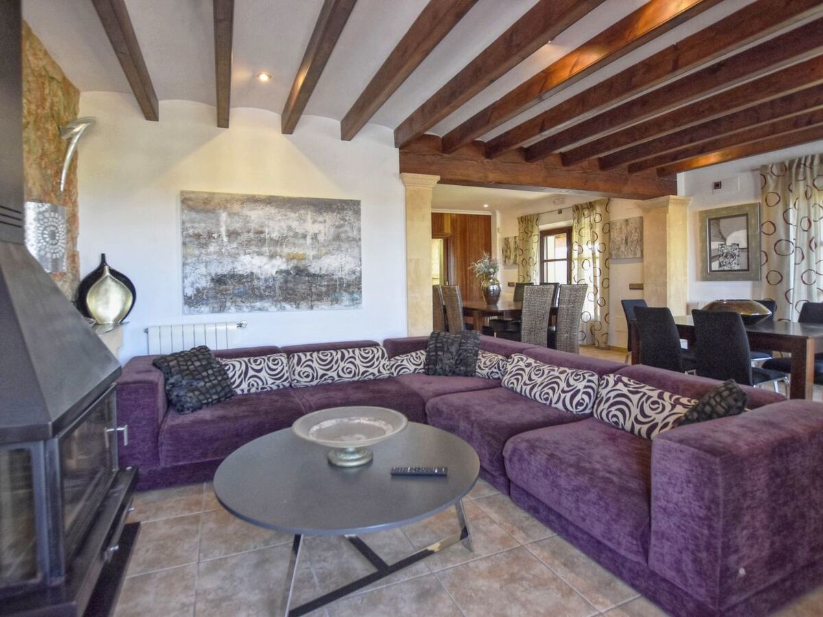 Canova – Maison 8 chambres, piscine et 14 000 m² - Photo 21