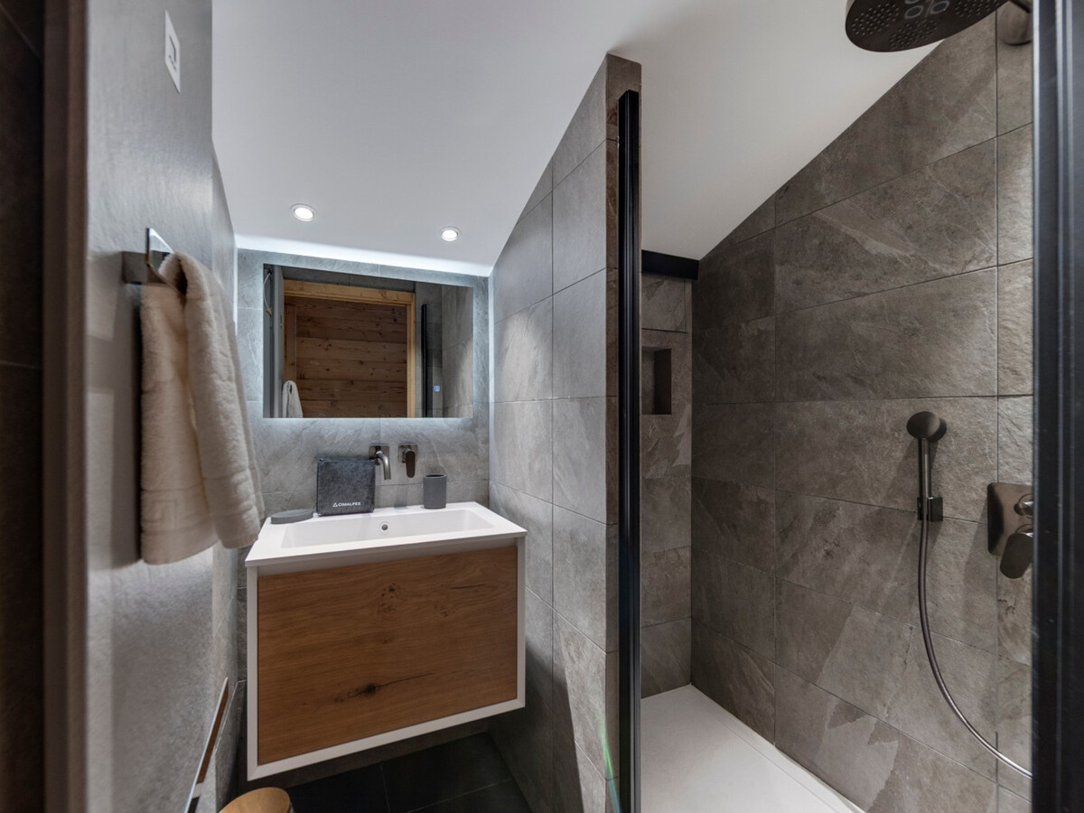 Duplex 136 m² haut de gamme, 4 chambres, 450m pistes - Photo 12
