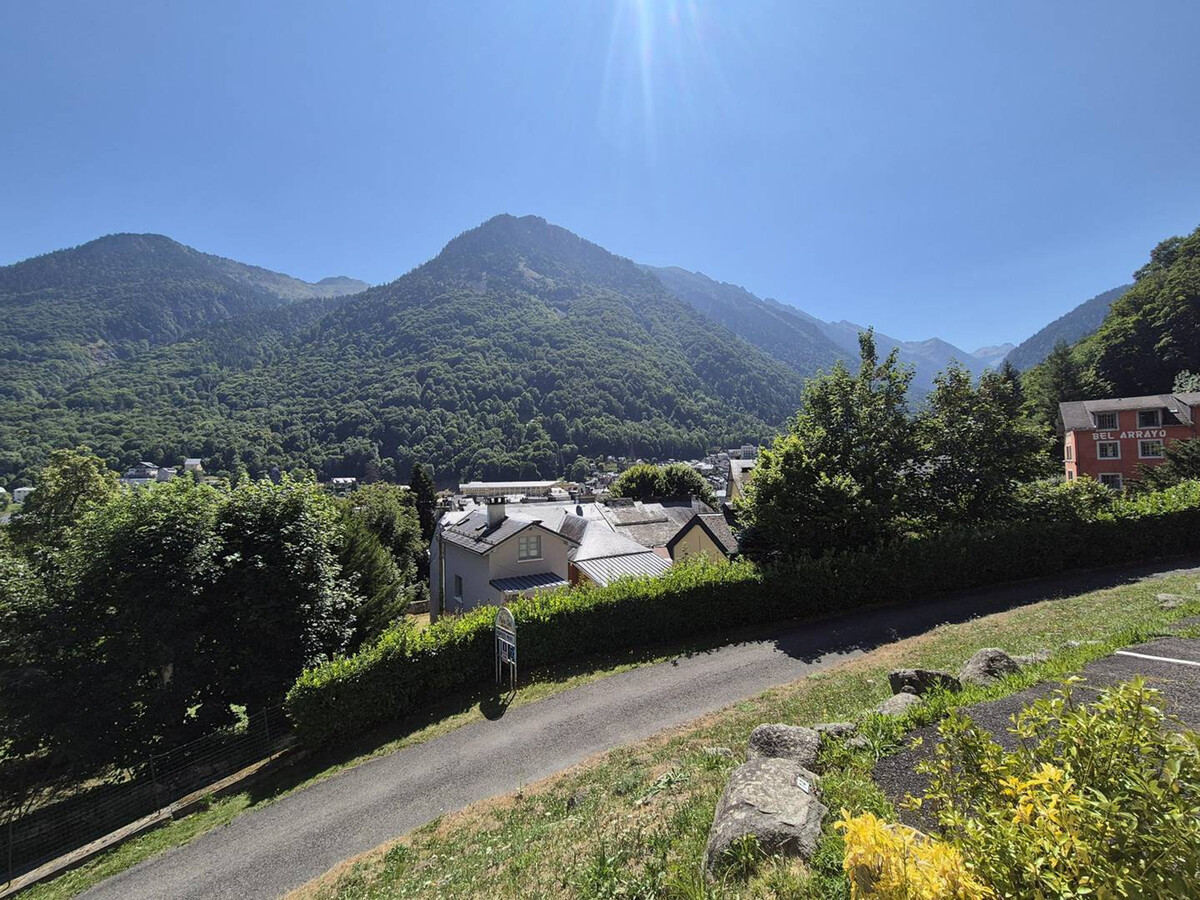 Appartement 4 pers. Cauterets avec vue panoramique et parking - Photo 2
