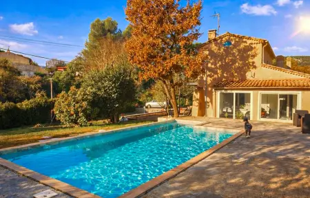 Location maison à Saint Zacharie, Maison piscine proche Cassis