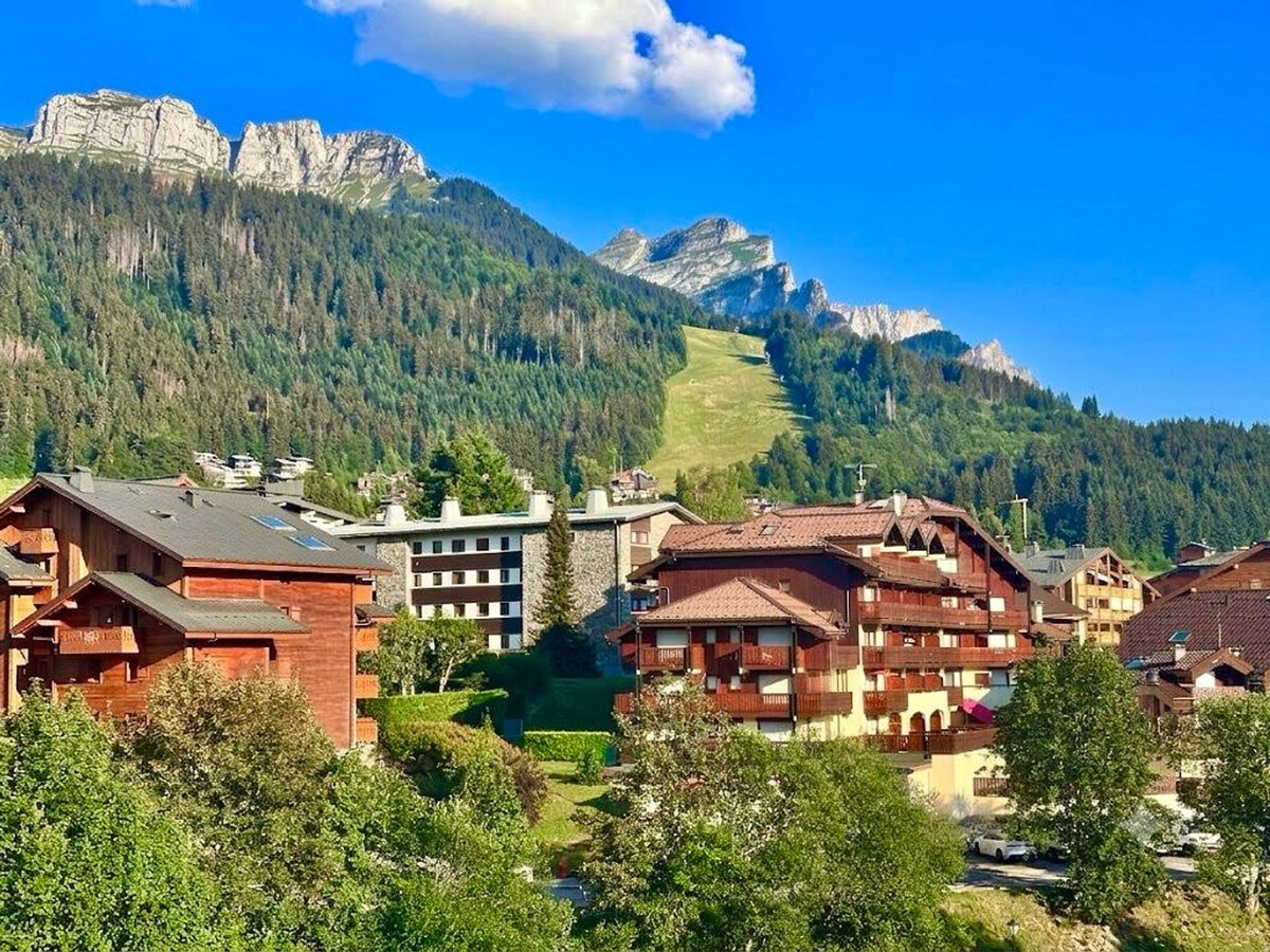 Appart 3 ch neuf 100 m² avec balcon vue pistes - Photo 10