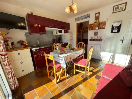 Location appartement à Vars, Appartement cosy près des pistes et commerces, terrasse incluse