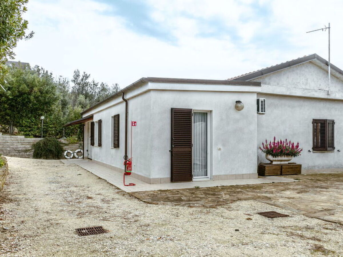 Casa Colleoro, maison avec jardin à Falconara Marittima - Photo 16