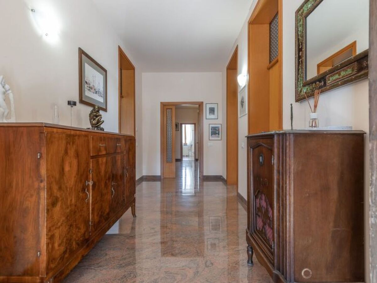 Sunrise Hill Holiday Home, maison 7 lits piscine privée - Photo 10