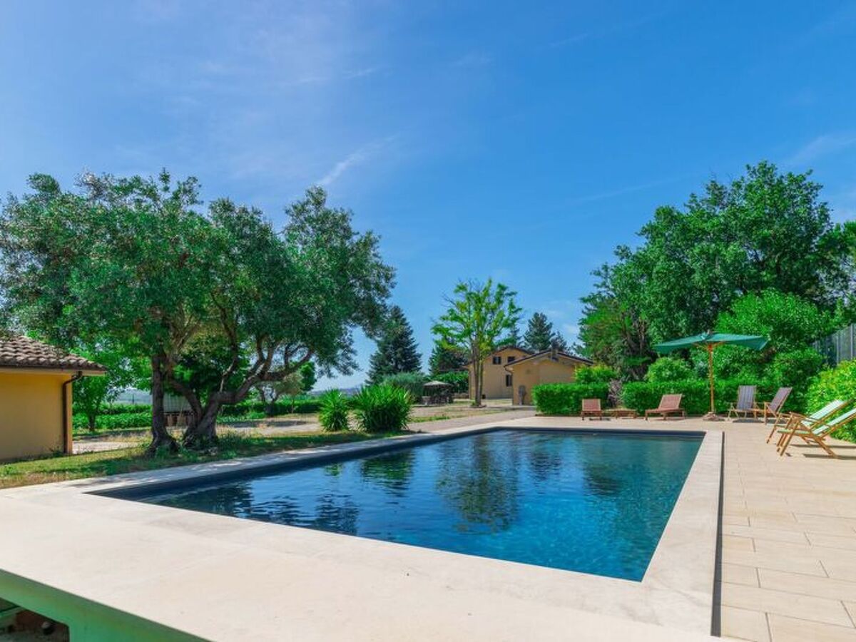 Sunrise Hill Holiday Home, maison 7 lits piscine privée - Photo 32