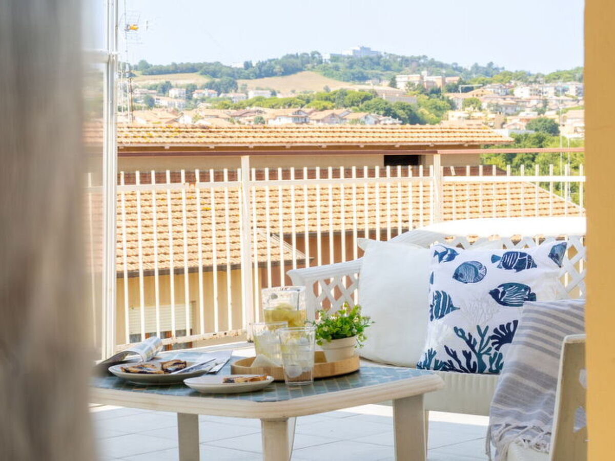Penthouse avec terrasse vue basilique à Loreto - Photo 17