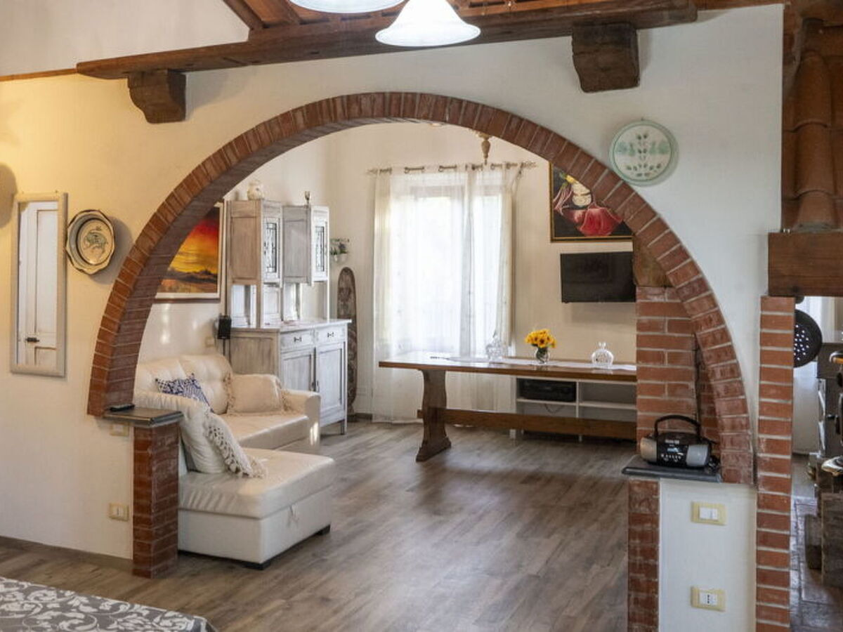 Podere Vallino, ferme toscane avec piscine privée - Photo 8