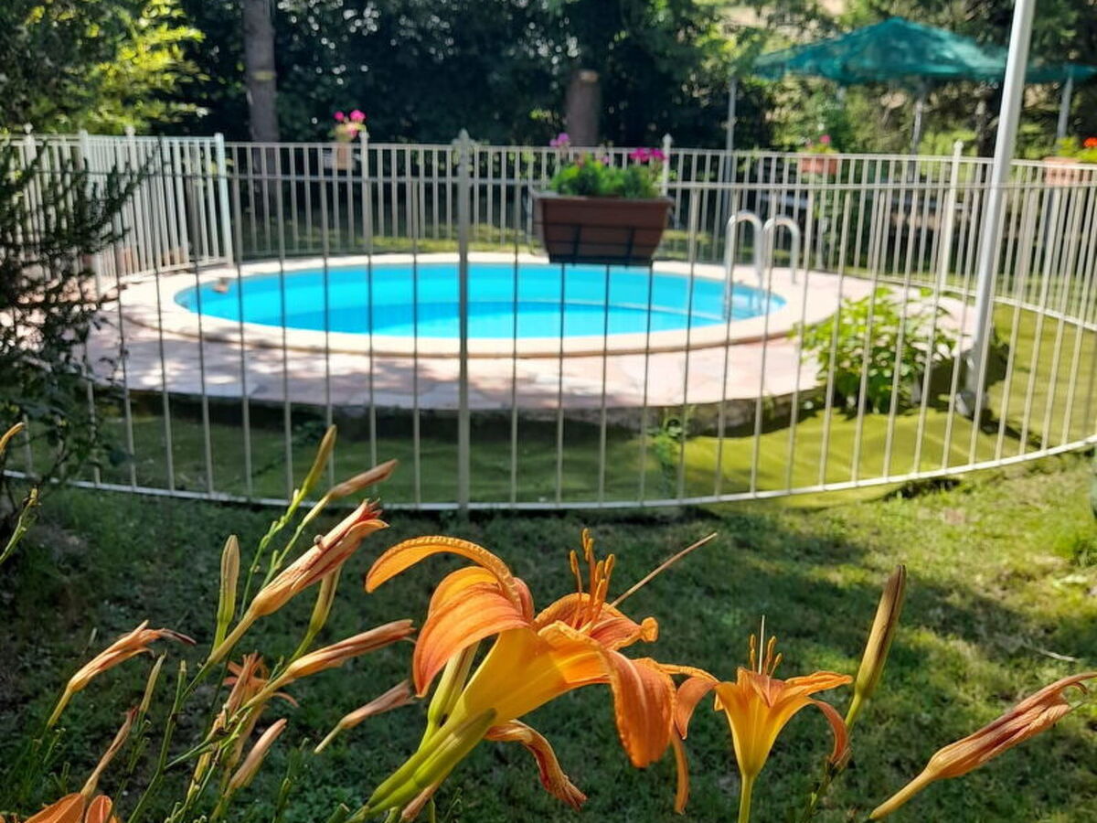 Podere Vallino, ferme toscane avec piscine privée - Photo 27