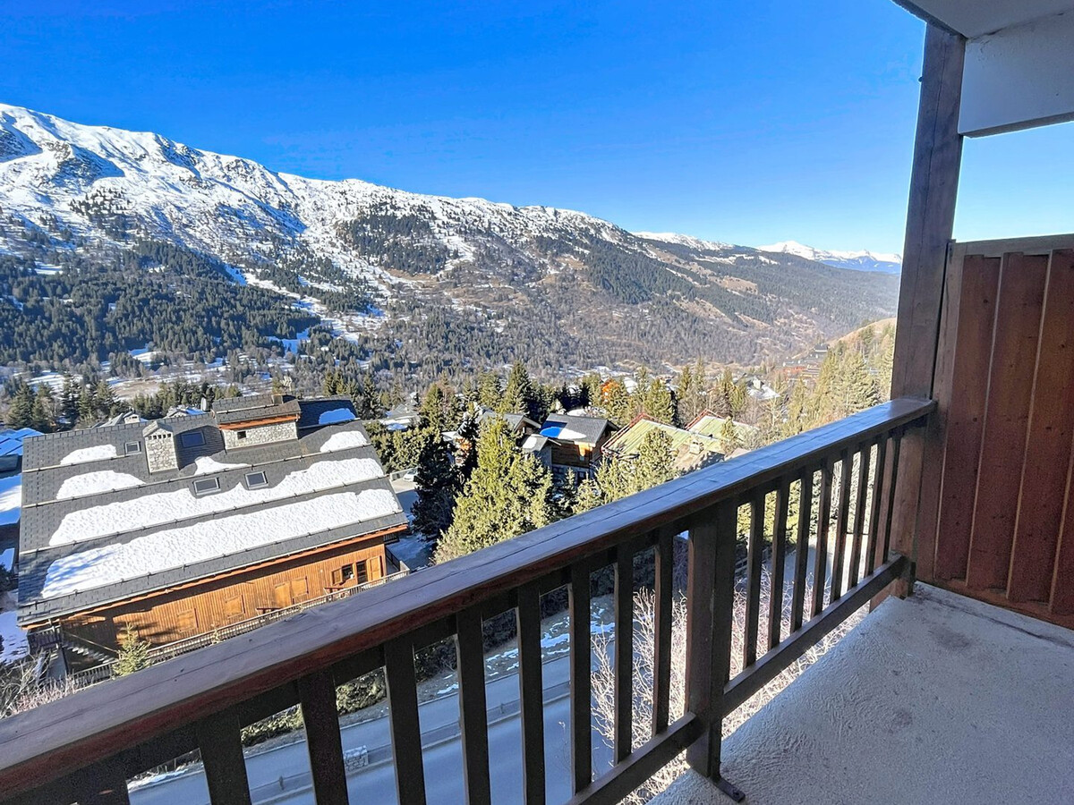 Appartement 2 pièces à 150 m des pistes, balcon vue crêtes - Photo 10