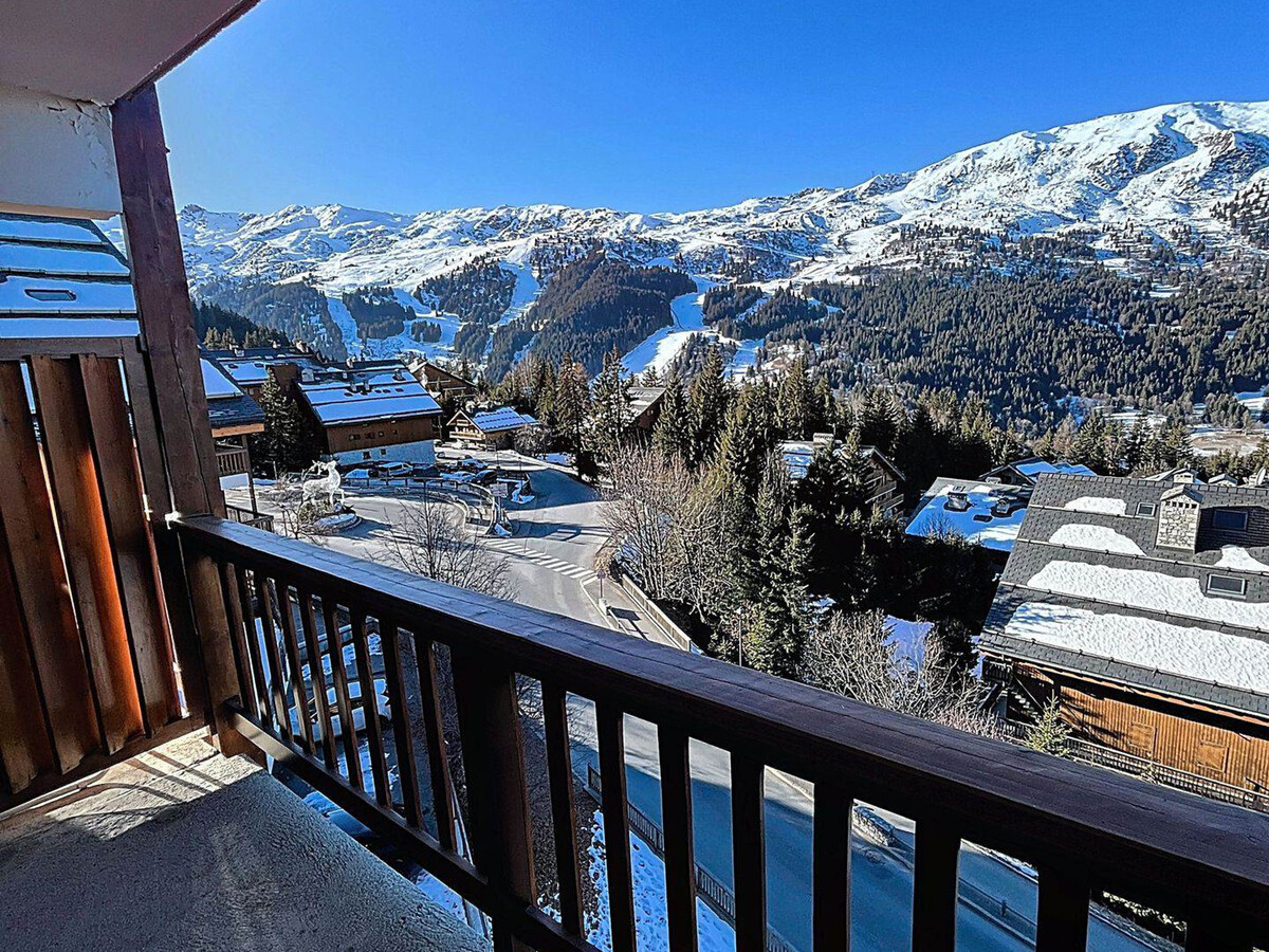 Appartement 2 pièces à 150 m des pistes, balcon vue crêtes - Photo 11
