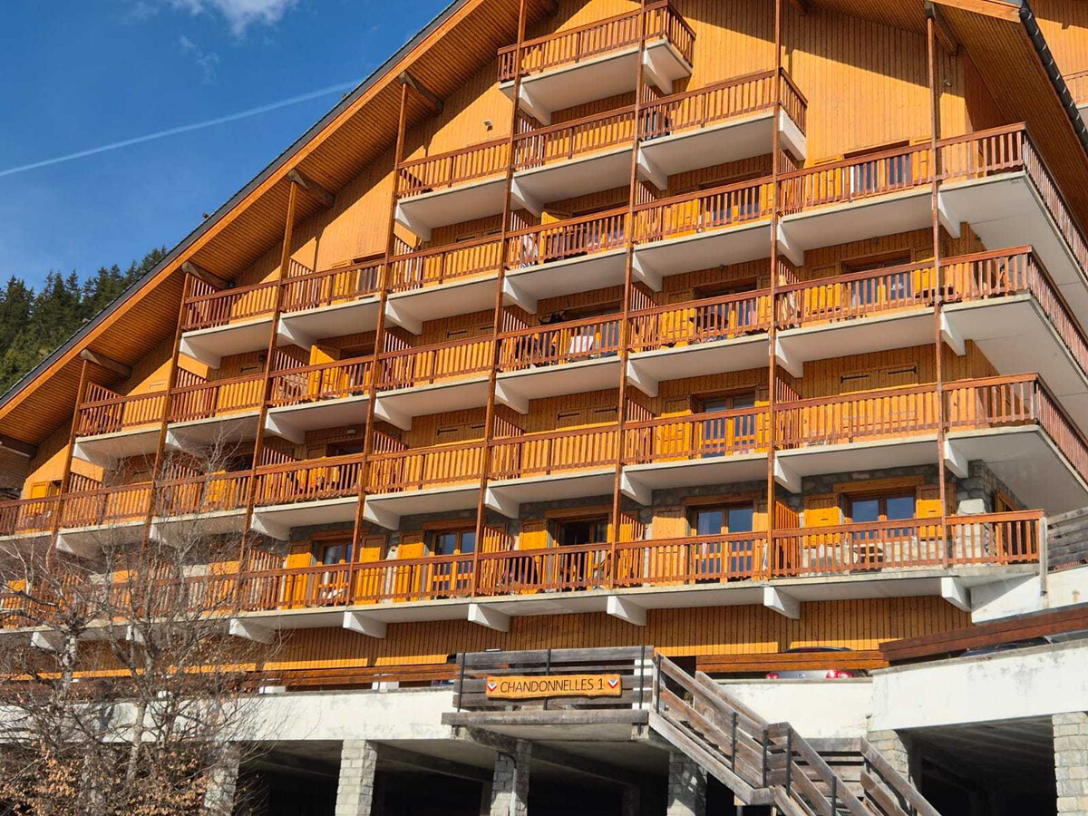 Appartement 2 pièces à 150 m des pistes, balcon vue crêtes - Photo 17