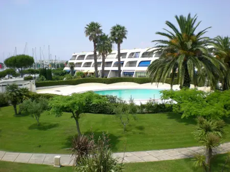 Location appartement à Port Camargue, Appartement 2 Pièces avec Terrasse et Jardin, 4 Couchages, Animaux Admis, Parking - Port Camargue