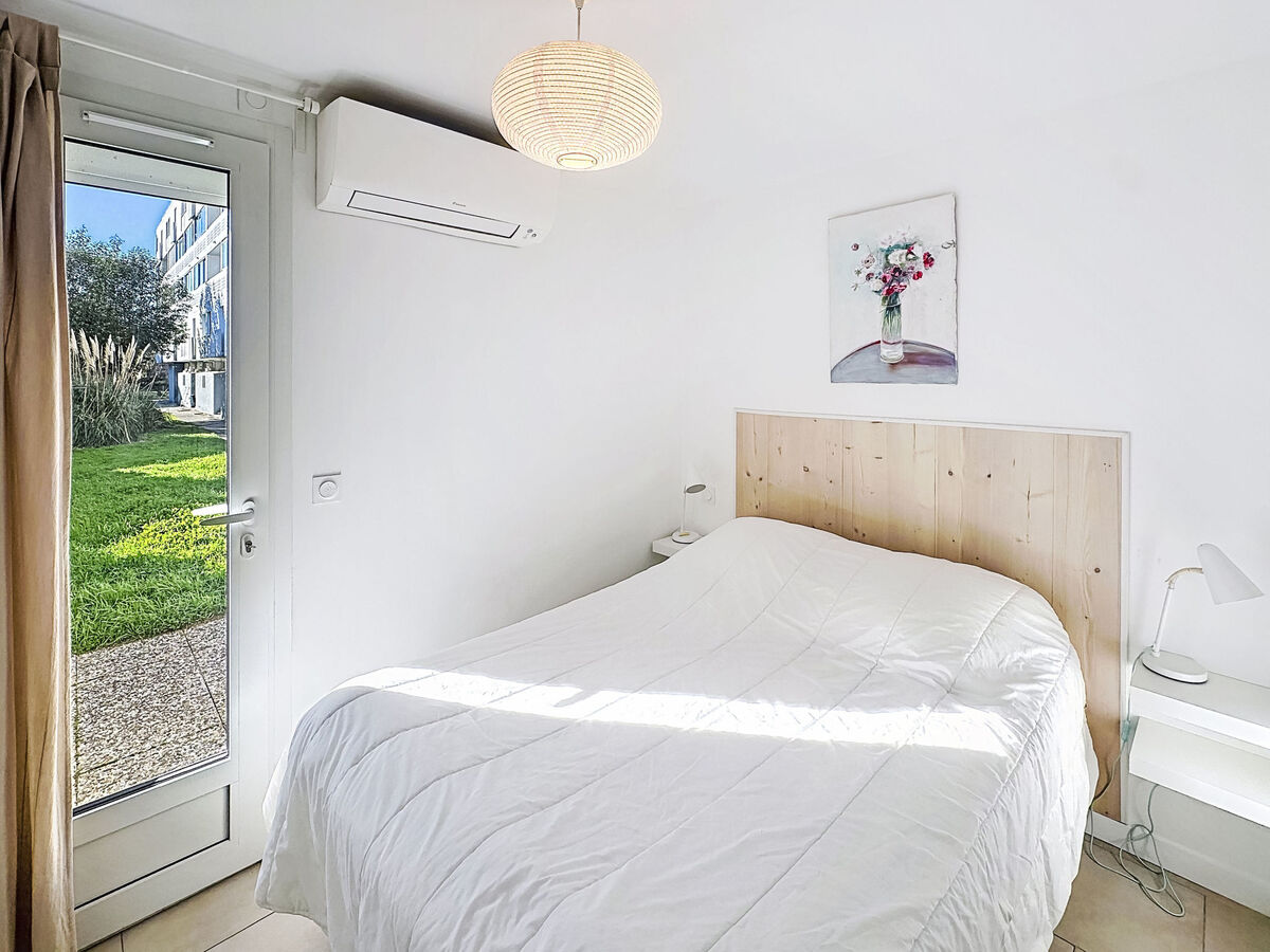 Appartement Le Perregaux, centre du Lavandou, jardin - Photo 4