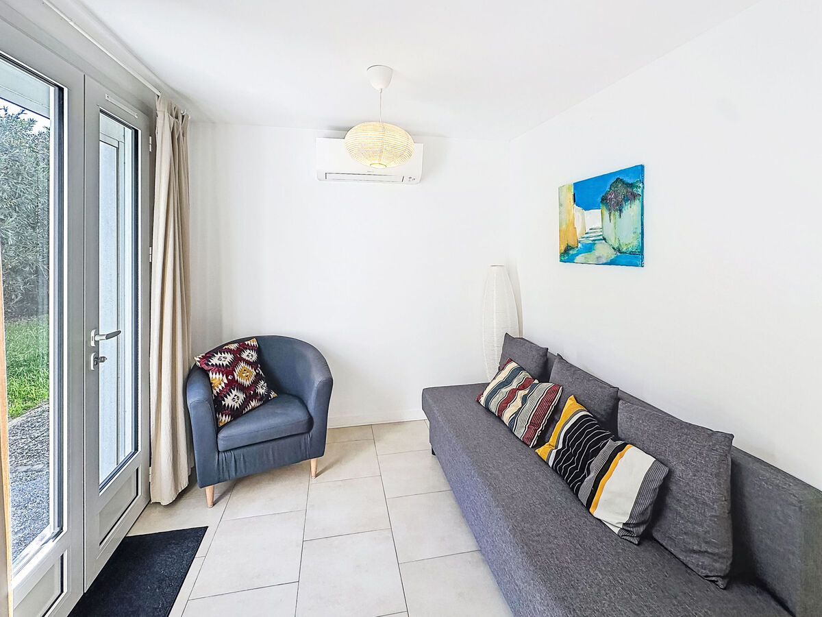 Appartement Le Perregaux, centre du Lavandou, jardin - Photo 7
