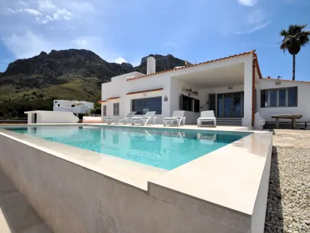 Villa XOROI avec piscine à Betlem, vue sur la baie : photo 3