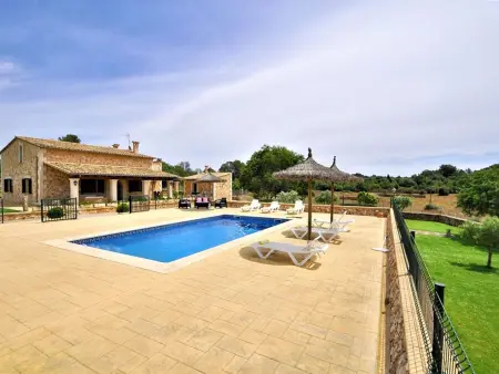Can Borrassos - Finca 5 chambres piscine privée à Sant Jordi : photo 3