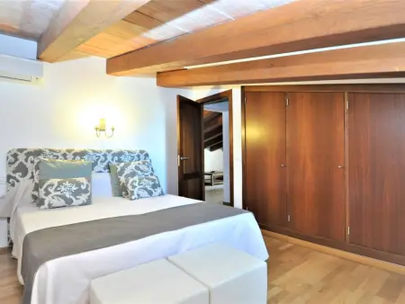 Can Borrassos - Finca 5 chambres piscine privée à Sant Jordi : photo 12