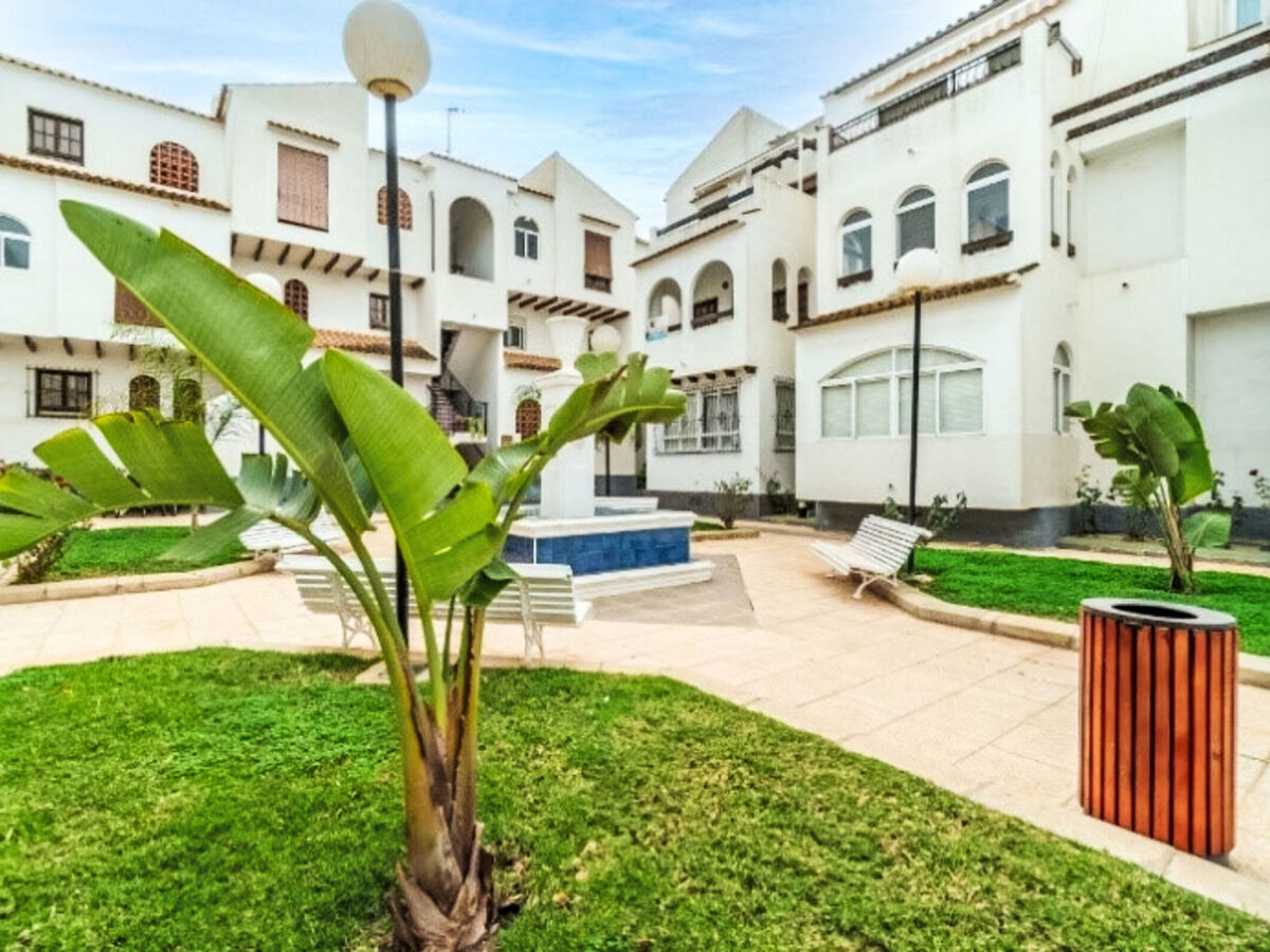 Appartement 2 chambres à 300 m de la plage, Torrevieja - Photo 1