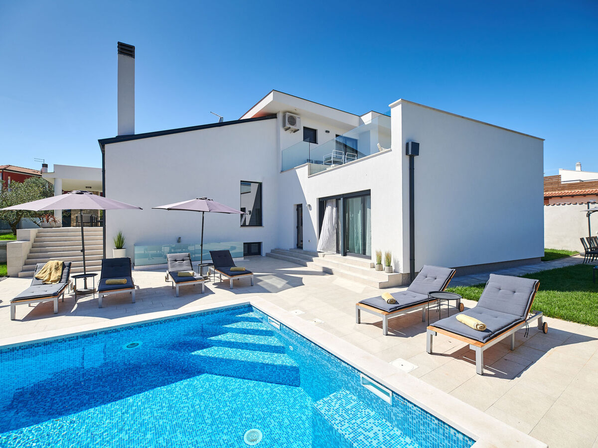 Villa Dolcea – Maison 4 chambres avec piscine à Umag - Photo 3