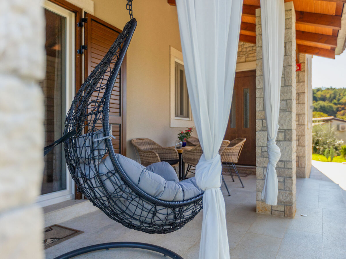 Villa Lasa à Bazgalji : maison 3 chambres avec piscine - Photo 8