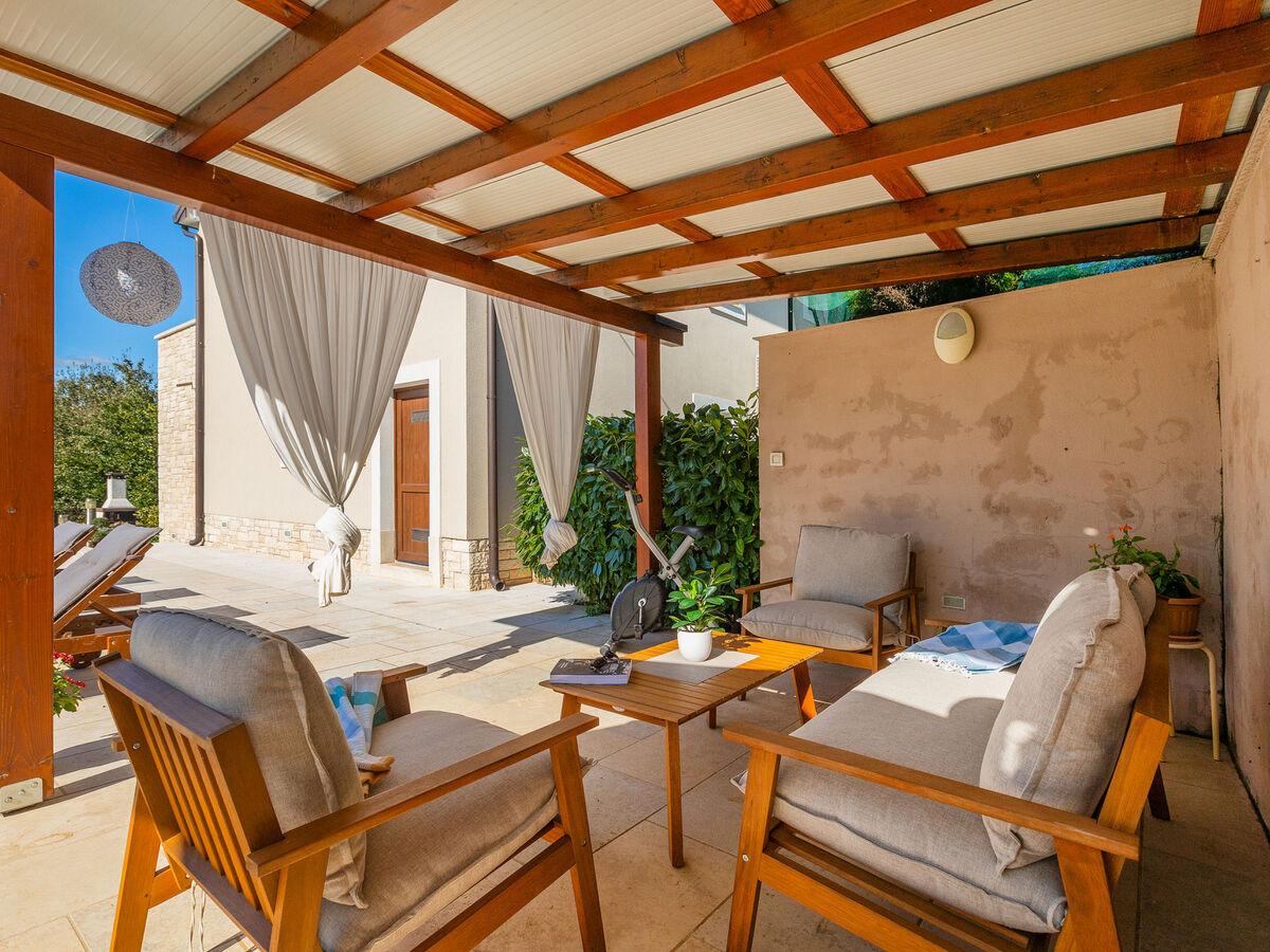 Villa Lasa à Bazgalji : maison 3 chambres avec piscine - Photo 35