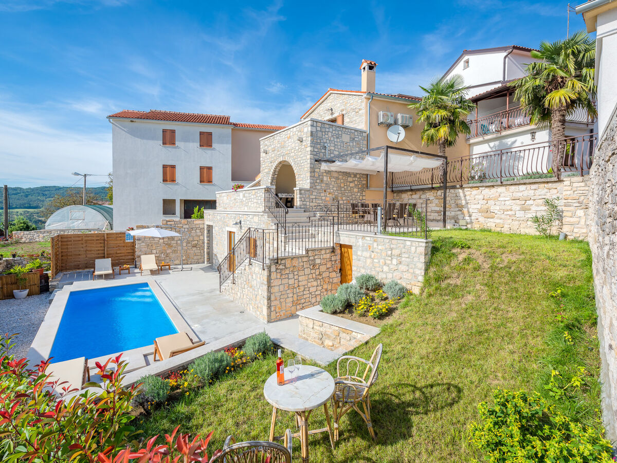 Villa Beram, maison historique 3 chambres avec piscine - Photo 10