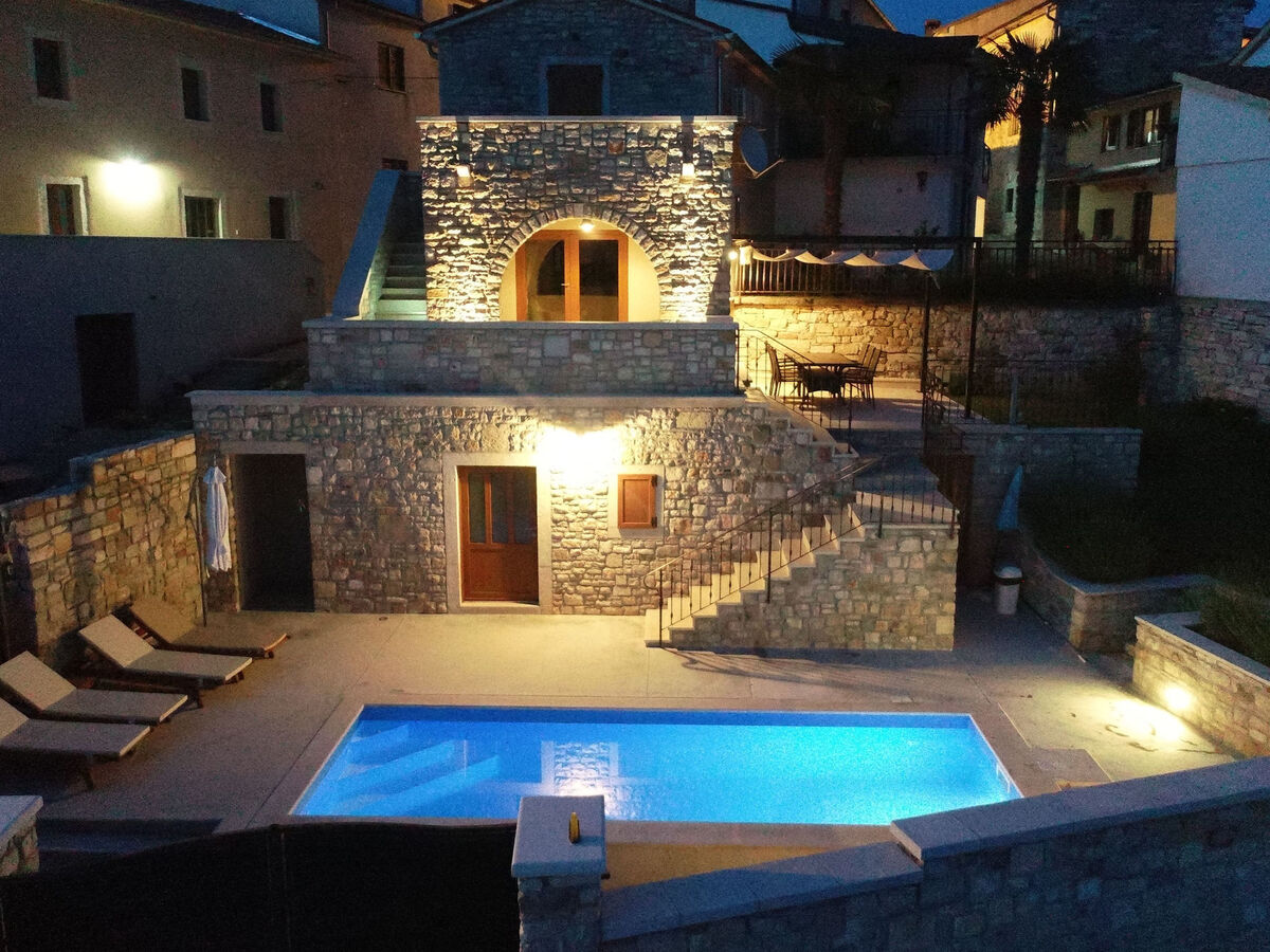 Villa Beram, maison historique 3 chambres avec piscine - Photo 17