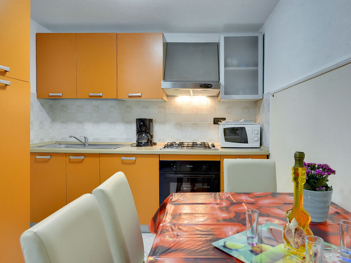 Villa Semy : maison 5 chambres avec piscine à Bazgalji - Photo 19