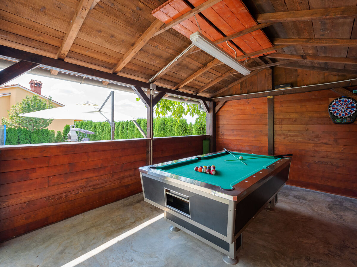 Villa Semy : maison 5 chambres avec piscine à Bazgalji - Photo 29