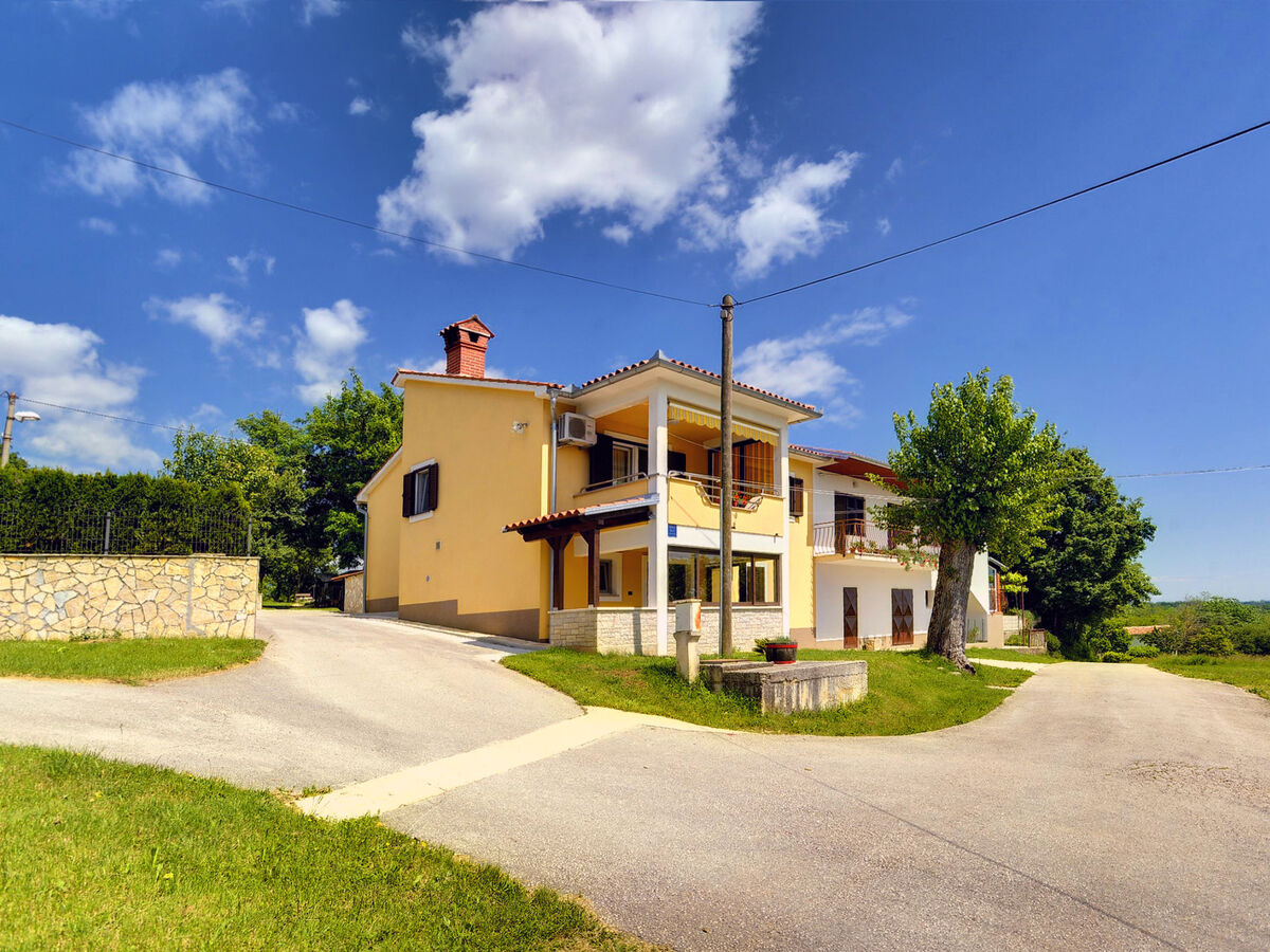 Villa Semy : maison 5 chambres avec piscine à Bazgalji - Photo 33