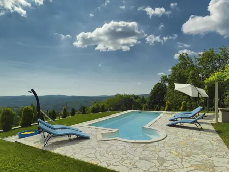 Villa Bella, maison 4 chambres avec piscine à Bazgalji : photo 2