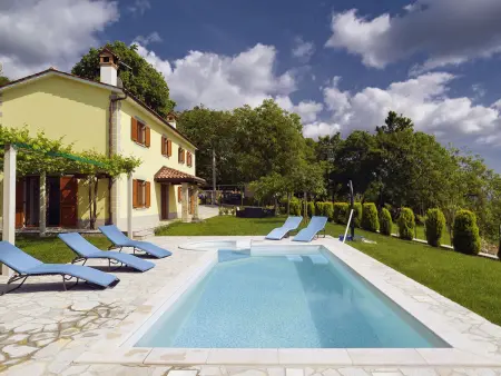 Villa Bella, maison 4 chambres avec piscine à Bazgalji : photo 4