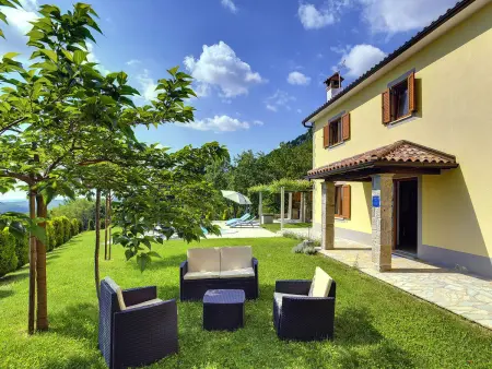 Villa Bella, maison 4 chambres avec piscine à Bazgalji : photo 6