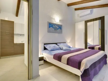 Villa Bella, maison 4 chambres avec piscine à Bazgalji : photo 24