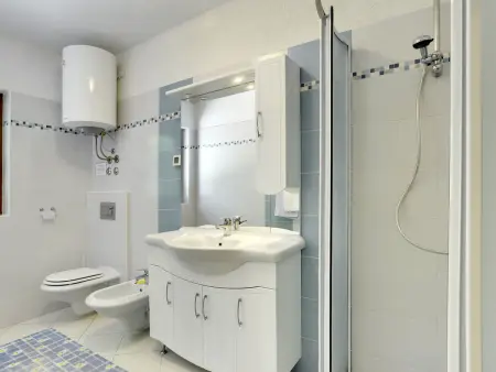 Villa Bella, maison 4 chambres avec piscine à Bazgalji : photo 25