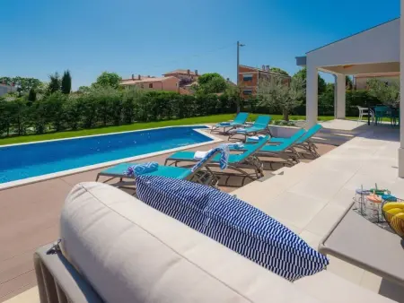 Villa Grande, 4 chambres avec piscine et jacuzzi à Poreč : photo 19