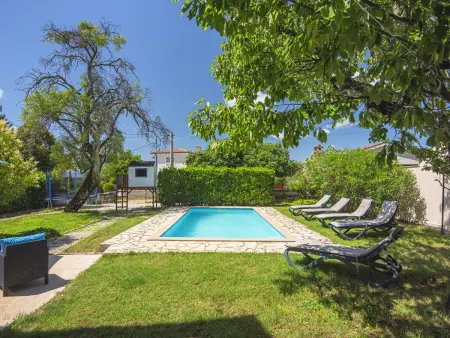 Villa Sherpa, maison de pierre pour 12 personnes