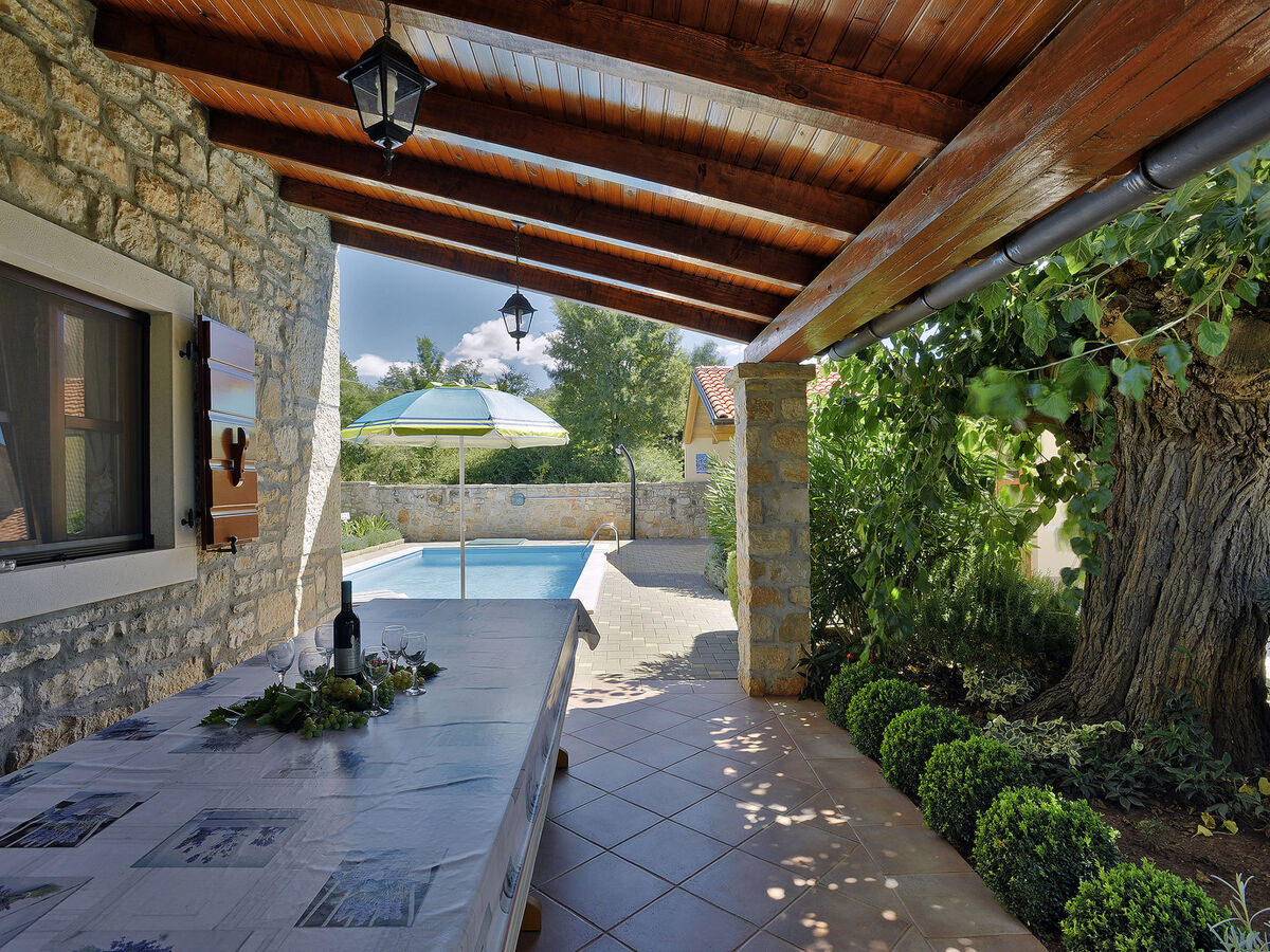 Villa Angelo & Marija, maison 6 pers. avec piscine à Poreč - Photo 6