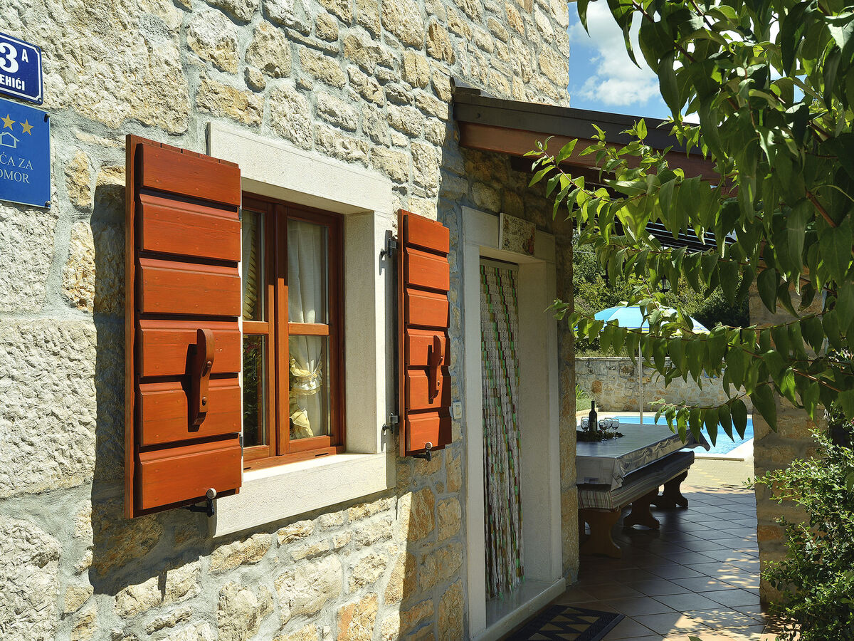 Villa Angelo & Marija, maison 6 pers. avec piscine à Poreč - Photo 9