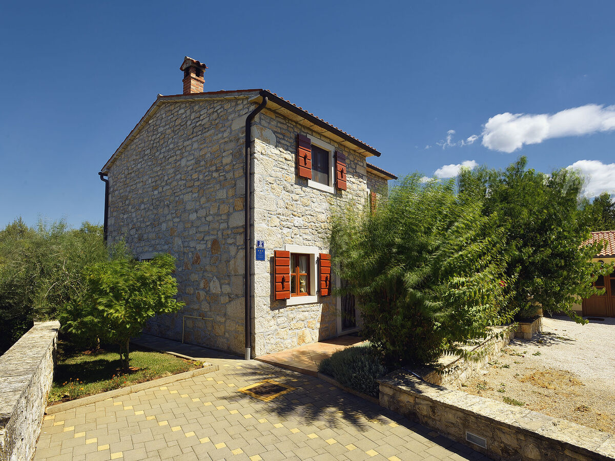 Villa Angelo & Marija, maison 6 pers. avec piscine à Poreč - Photo 10
