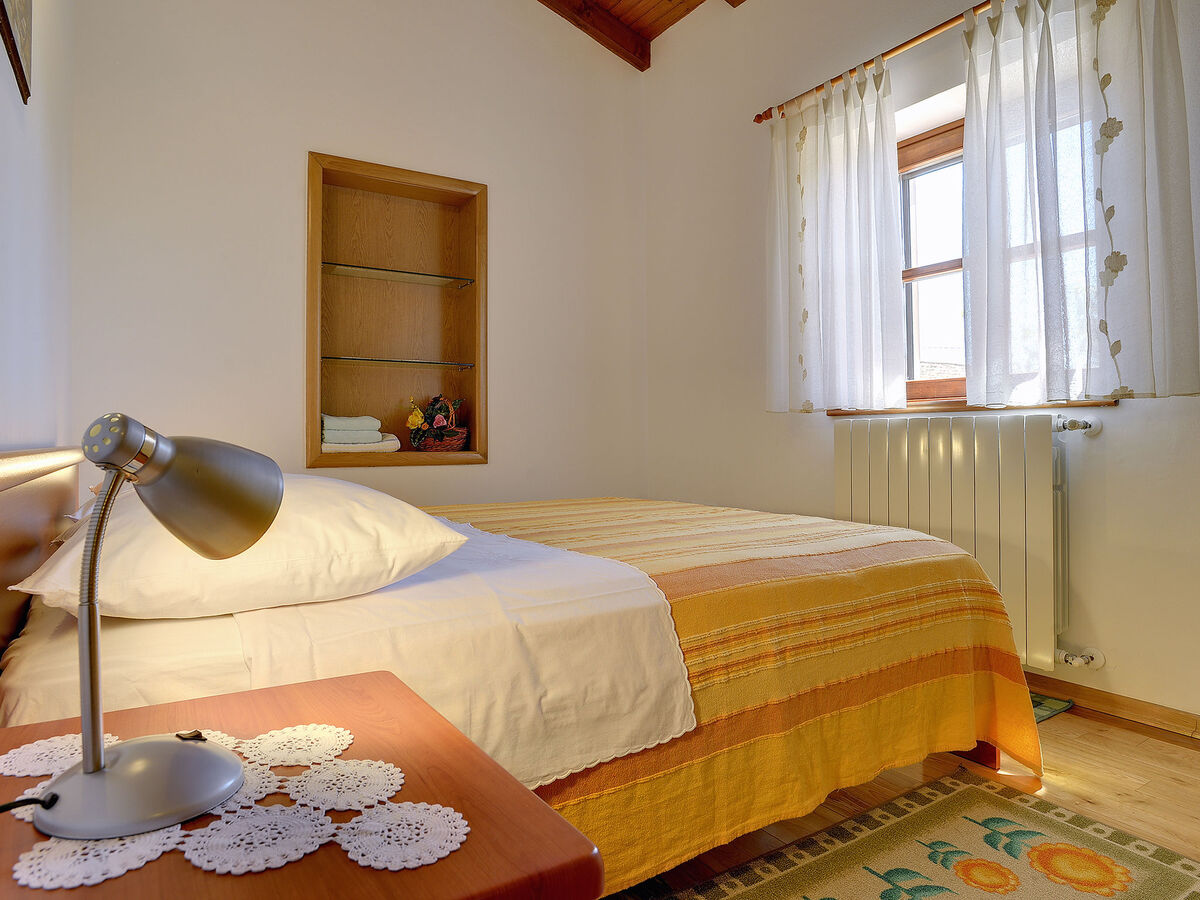 Villa Angelo & Marija, maison 6 pers. avec piscine à Poreč - Photo 18