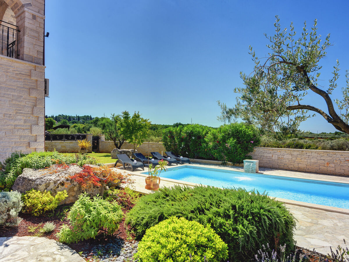 Villa Branka – Maison 4 chambres avec spa et piscine chauffée - Photo 14