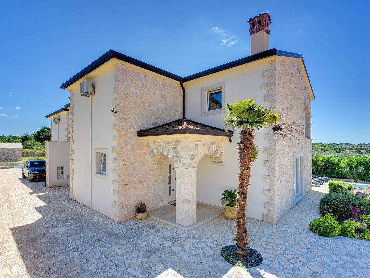Villa Branka – Maison 4 chambres avec spa et piscine chauffée - Photo 17