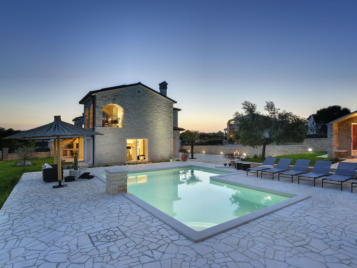 Villa Paradiso – Maison 4 chambres avec piscine chauffée à Rovinj - Photo 2
