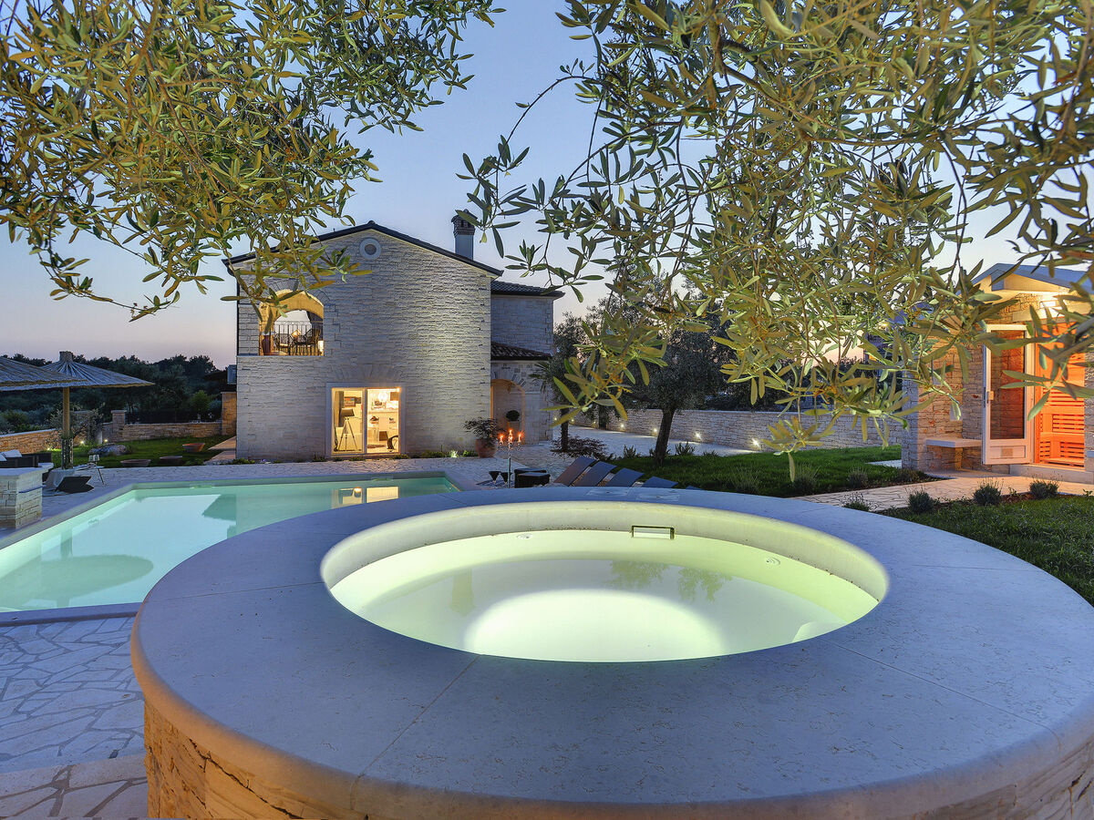 Villa Paradiso – Maison 4 chambres avec piscine chauffée à Rovinj - Photo 3